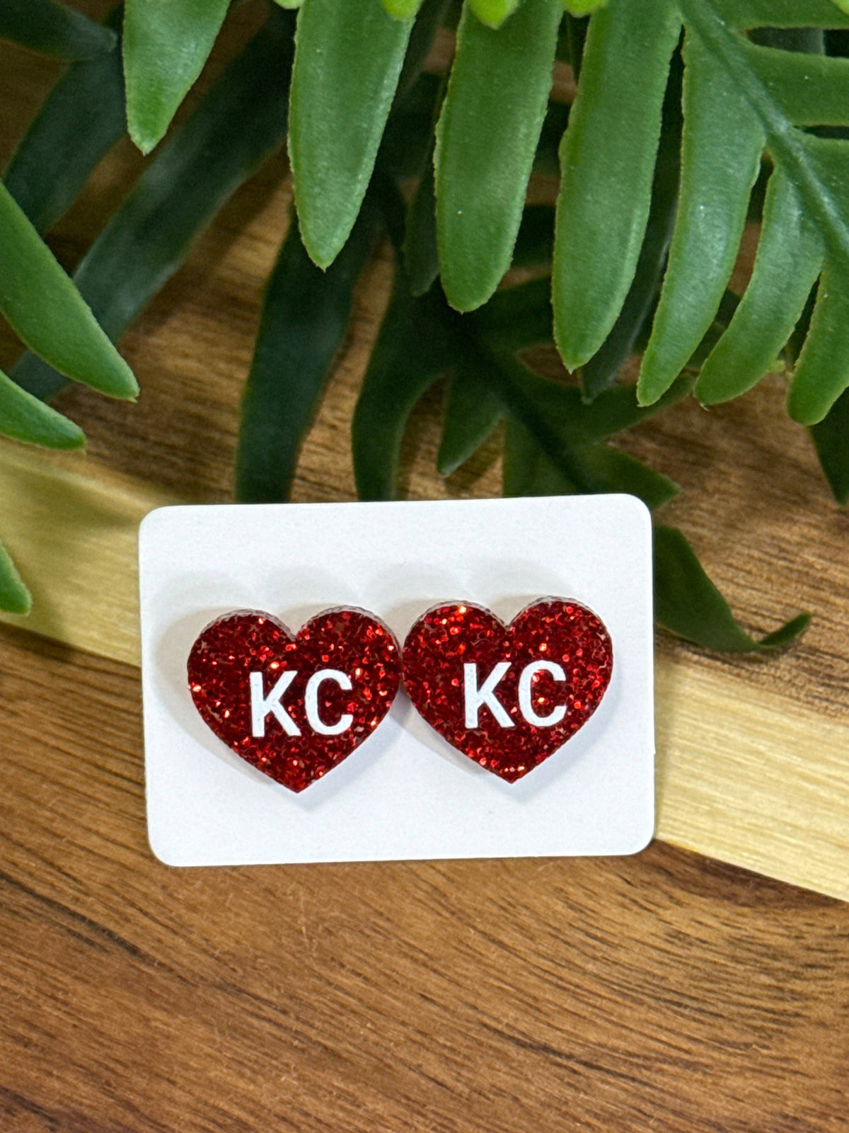 KC Glitter Heart Studs