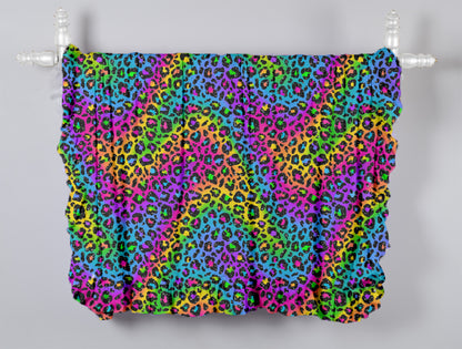 Dreamy Ruffle Blanket - Color Me Wild